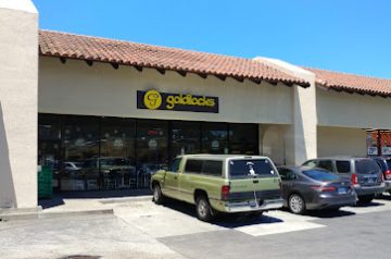 Goldilocks Bakeshop  Daly City  CA