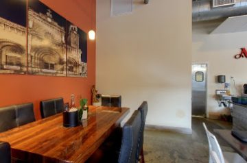 Neri’s Casual Filipino Dining  CA