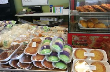 Pare Mare Filipino Cuisine  CA