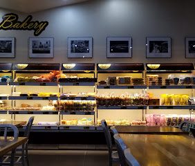 Goldilocks Bakeshop ...