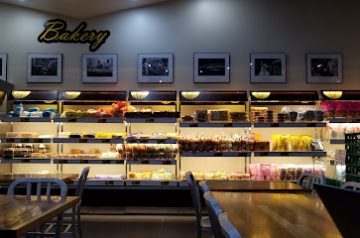 Goldilocks Bakeshop  South San Francisco  CA