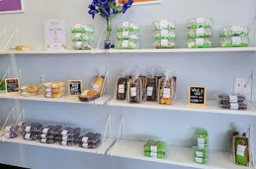 SaySoSweets Filipino and Hawaiian Bakery  FL