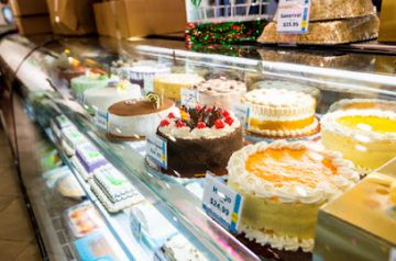 Goldilocks Bakeshop  National City  CA