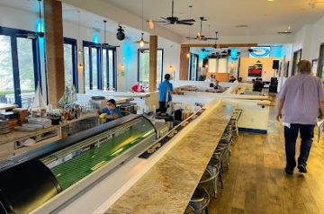 Tante’s Fishmarket Restaurant & Bar  HI